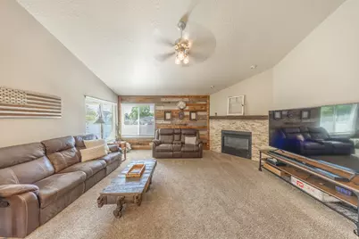 1670 N 1350 W, Farr West, UT 84404 - Photo 17