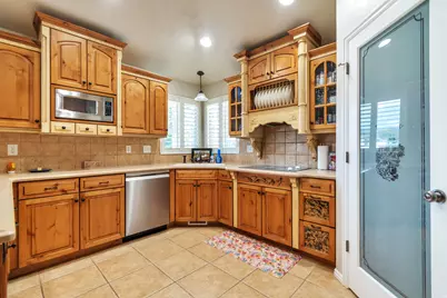 9044 S Pine Laurel Ln W, West Jordan, UT 84081 - Photo 19