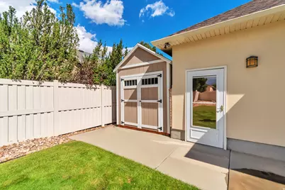 9044 S Pine Laurel Ln W, West Jordan, UT 84081 - Photo 35
