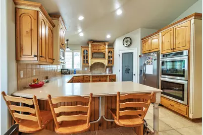 9044 S Pine Laurel Ln W, West Jordan, UT 84081 - Photo 11