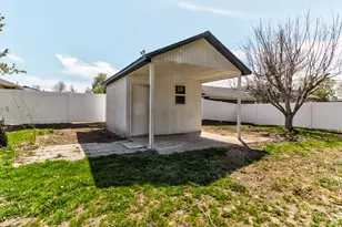 8560 S 700 E, Sandy, UT 84070 - Photo 23