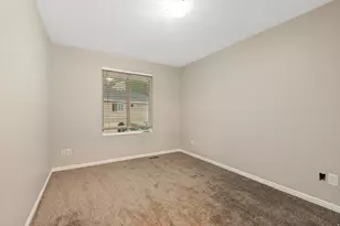 8188 S Clover Spring Ln E, Salt Lake City, UT 84121 - Photo 15