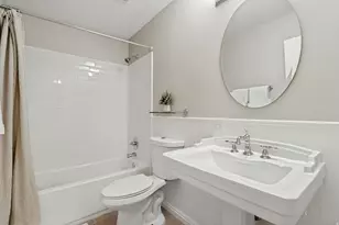 8188 S Clover Spring Ln E, Salt Lake City, UT 84121 - Photo 17