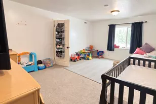 4728 W Travis Ln, West Jordan, UT 84088 - Photo 29