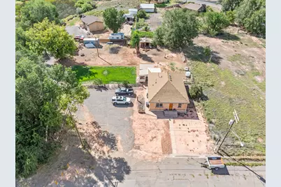 88 S State, Sigurd, UT 84657 - Photo 33
