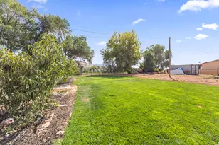 88 S State, Sigurd, UT 84657 - Photo 31