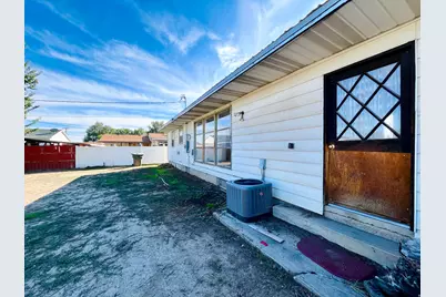 275 S 500 W, Price, UT 84501 - Photo 19