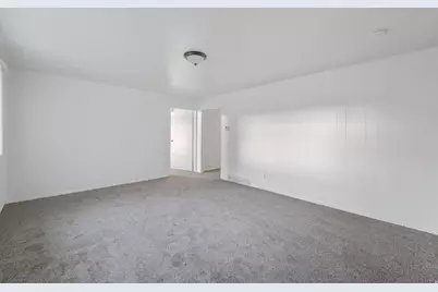 10689 S 2200 W, South Jordan, UT 84095 - Photo 3