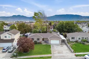 9477 S Kirkside Dr W, South Jordan, UT 84009 - Photo 5