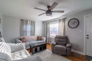 490 N Parkway Ave E, Tooele, UT 84074 - Photo 17