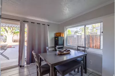 490 N Parkway Ave E, Tooele, UT 84074 - Photo 21