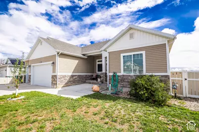933 S 250 W, Vernal, UT 84078 - Photo 1
