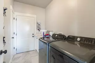 933 S 250 W, Vernal, UT 84078 - Photo 21