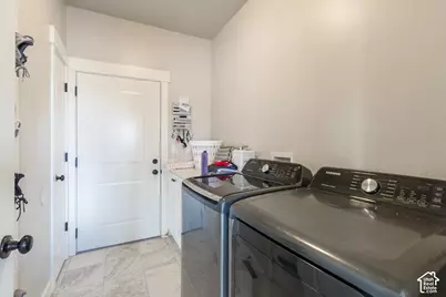 933 S 250 W, Vernal, UT 84078 - Photo 21