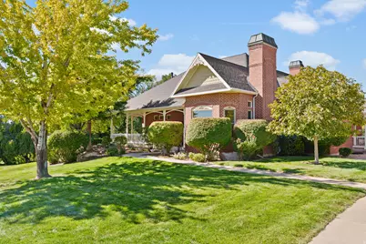 1818 S Blooming Grove Ln, Kaysville, UT 84037 - Photo 9