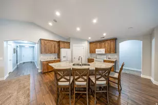 1693 N 690 W, West Bountiful, UT 84087 - Photo 11