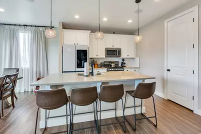 1684 E Aspen Dr #201, Spanish Fork, UT 84660 - Photo 3