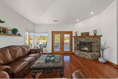 2050 S 1400 E #2, Saint George, UT 84790 - Photo 11