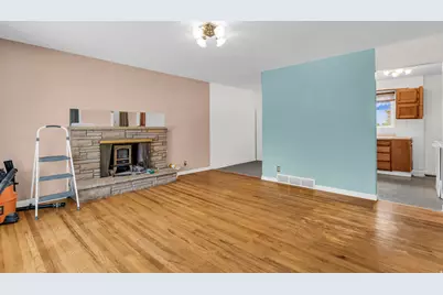 9950 S Barium Ln, Sandy, UT 84094 - Photo 5