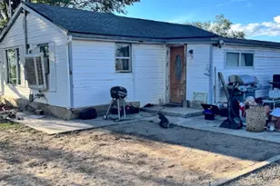 1855 E Main St, Wellington, UT 84542 - Photo 5