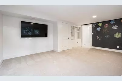 8505 S Kings Cove Dr E, Salt Lake City, UT 84121 - Photo 25
