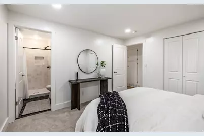8505 S Kings Cove Dr E, Salt Lake City, UT 84121 - Photo 17