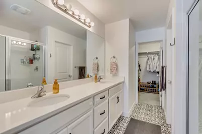 15189 S Wild Horse Way, Bluffdale, UT 84065 - Photo 17