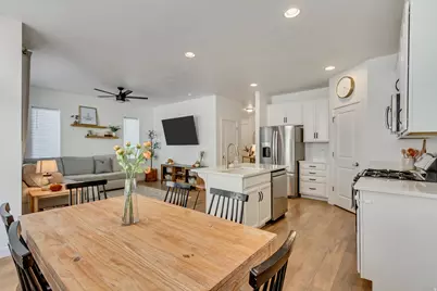 15189 S Wild Horse Way, Bluffdale, UT 84065 - Photo 11