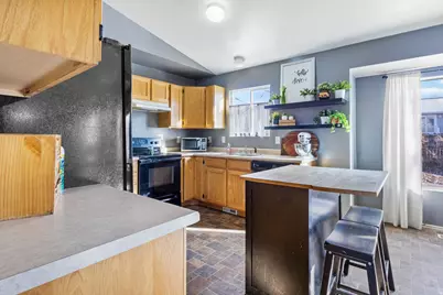 938 N 1430 E, Tooele, UT 84074 - Photo 5