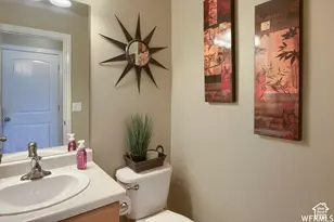 644 N Stonne Ln, Kaysville, UT 84037 - Photo 15