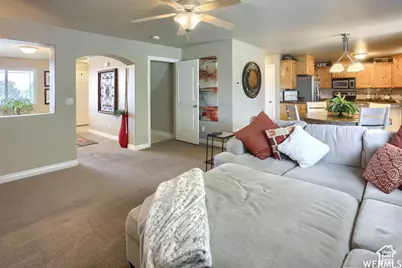644 N Stonne Ln, Kaysville, UT 84037 - Photo 5