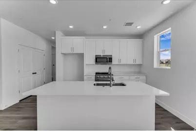 5599 Carnelian #604, Saint George, UT 84790 - Photo 9