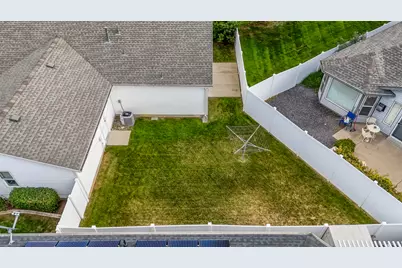 4623 S Blossom, Roy, UT 84067 - Photo 15