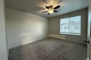 5377 W Simmons Peak Pl, Herriman, UT 84096 - Photo 17