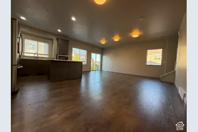5377 W Simmons Peak Pl, Herriman, UT 84096 - Photo 9