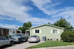 3860 S Midland Dr, Roy, UT 84067 - Photo 41