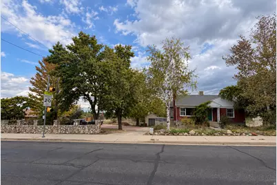 698 W 3800 S, Bountiful, UT 84010 - Photo 19