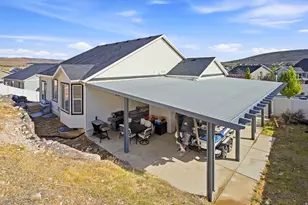 7559 N Riva Ridge Rd, Eagle Mountain, UT 84005 - Photo 27