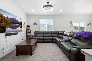 7559 N Riva Ridge Rd, Eagle Mountain, UT 84005 - Photo 9