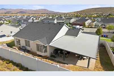 7559 N Riva Ridge Rd, Eagle Mountain, UT 84005 - Photo 23