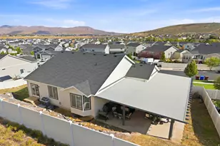 7559 N Riva Ridge Rd, Eagle Mountain, UT 84005 - Photo 23