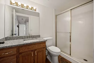722 W 2175 N, Layton, UT 84041 - Photo 15