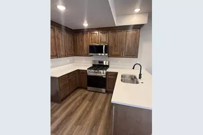 3090 N 1675 E, Layton, UT 84040 - Photo 13