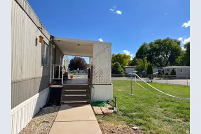 139 W Blisswood Cir, Midvale, UT 84047 - Photo 33