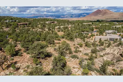 548 N Rock Garden Ln, Dammeron Valley, UT 84783 - Photo 11