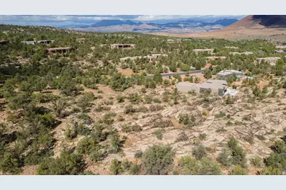 548 N Rock Garden Ln, Dammeron Valley, UT 84783 - Photo 5