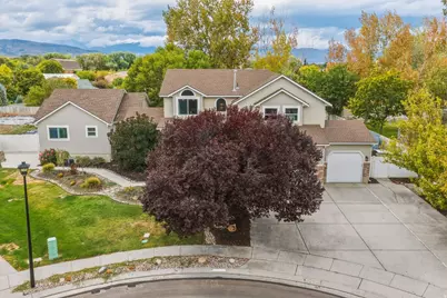 13106 S South Blaze Ct W, Riverton, UT 84065 - Photo 3