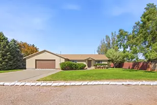 90 Center St, Meadow, UT 84644 - Photo 1