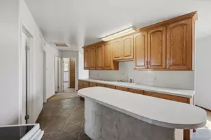 90 Center St, Meadow, UT 84644 - Photo 11