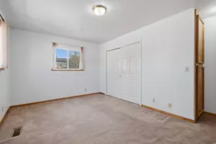 90 Center St, Meadow, UT 84644 - Photo 13